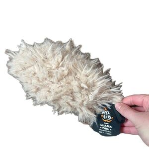 Hyla Reeka Kids Llama Tail Costume Accessory - Cream NEW Clip On Animal Costume